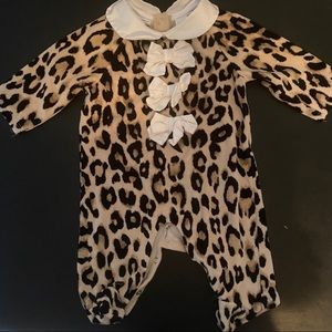Leopard & Bows Sleeper - Soft & Fuzzy